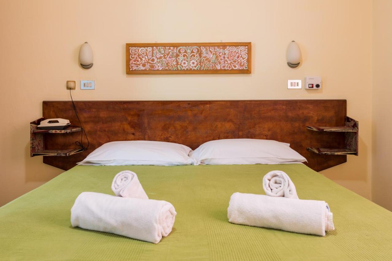 Hotel Villa Rosa Чезенатико Экстерьер фото